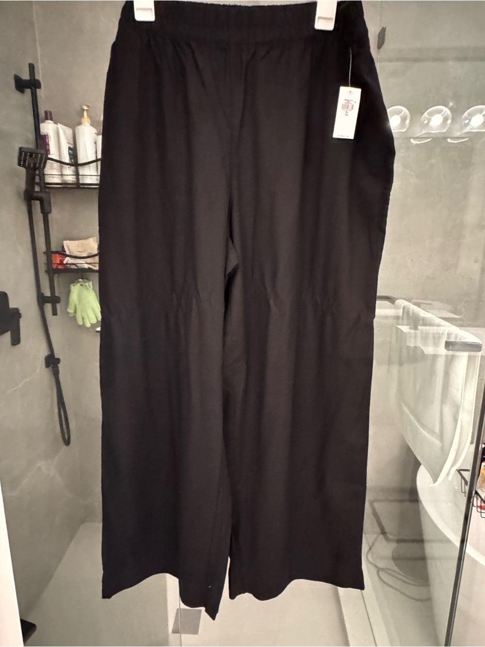 Wide-Leg Linen Pants